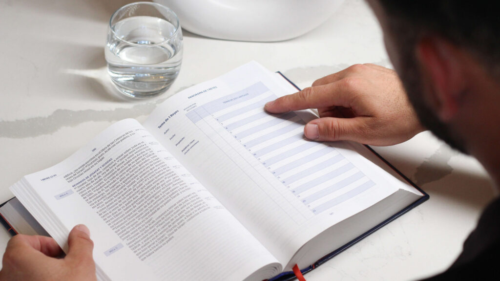 nueva-biblia-para-estudio-inductivo-editorial-vida-tapa-dura-abierta-02