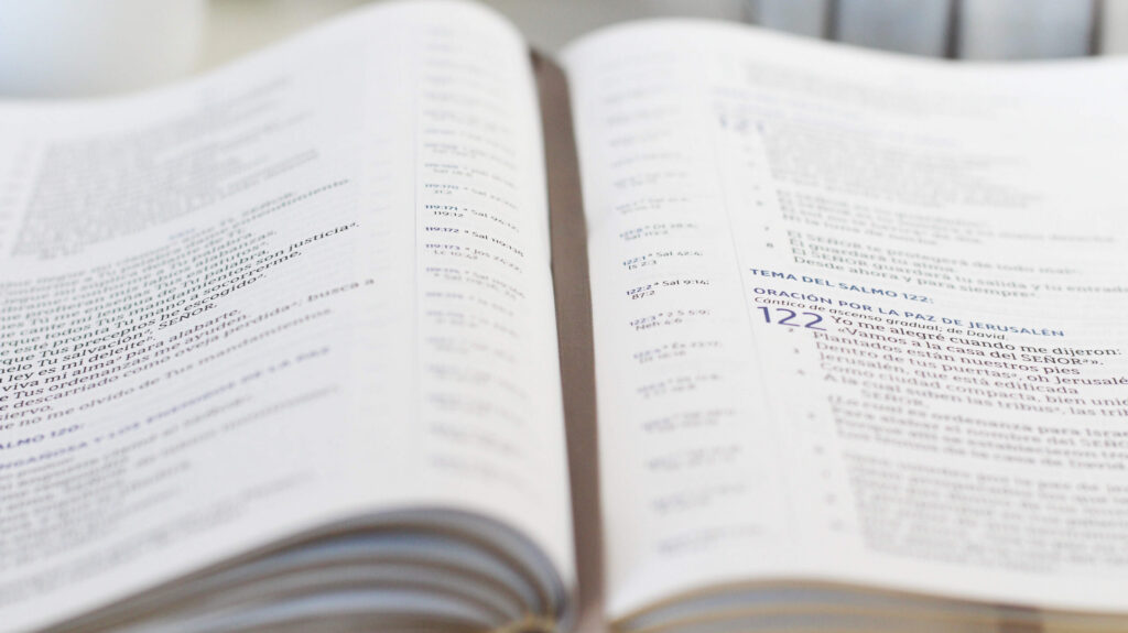 nueva-biblia-para-estudio-inductivo-editorial-vida-tapa-dura-abierta-03