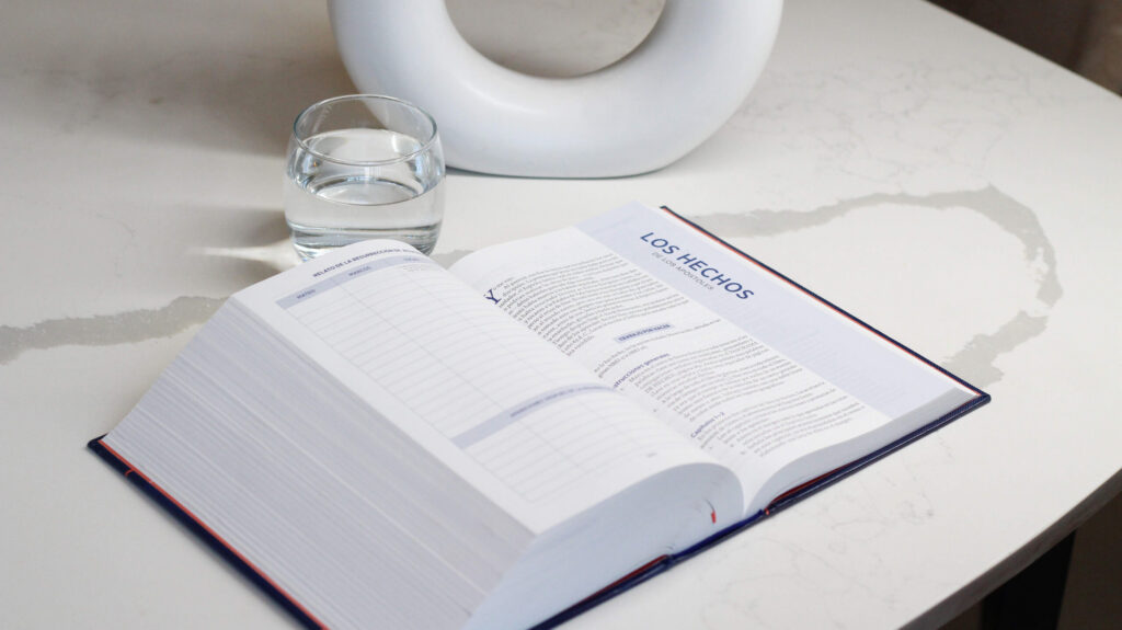 nueva-biblia-para-estudio-inductivo-editorial-vida-tapa-dura-abierta-04